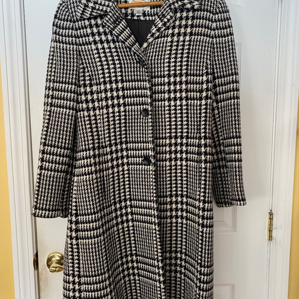 Vintage Talbots Black & White Houndstooth Winter Coat Size 4
